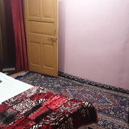 Lake Boulevard Guest House Srīnagar Exterior foto